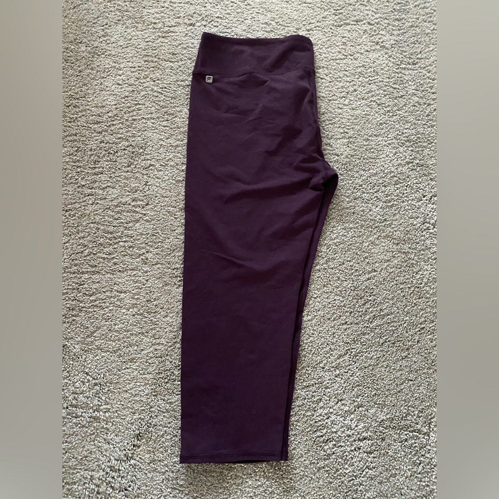 Women’s Fabletics Capri leggings XXL (18-20)